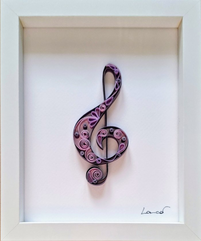 chiave di violino realizzata con la tecnica del quilling, ideale per bomboniere o per chi ama la musica