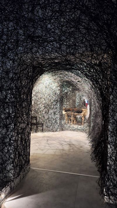 Chiharu Shiota al MAO di Torino, Installazione